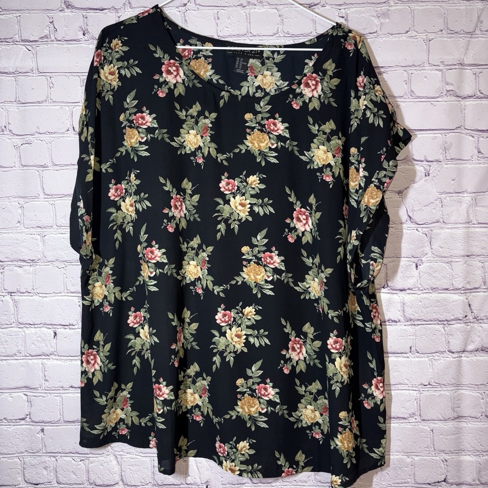 Forever 21 Women's Plus Boho Black Floral Tunic Kimono Flutter Sleeve Scoop Neck